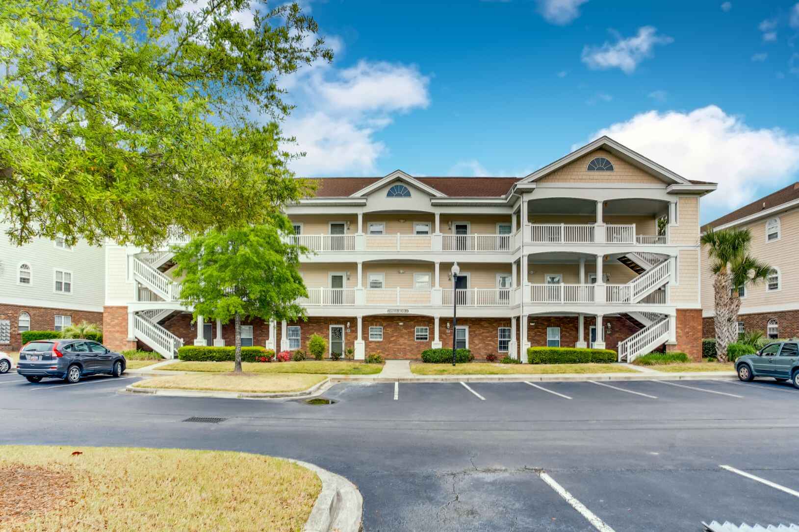 Resort Barefoot Resort - Cypress Bend